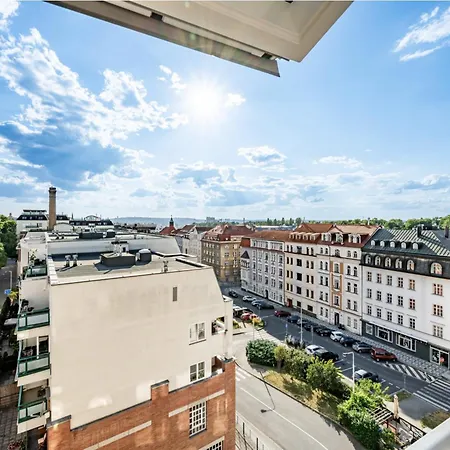 Stylish 3-room Flat Views *