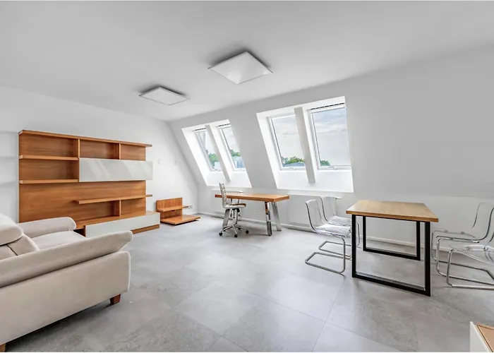 Stylish 3-room Flat Views Prague