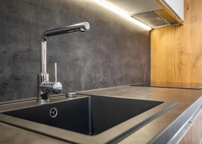 Stylish 3-room Flat Views * Prague