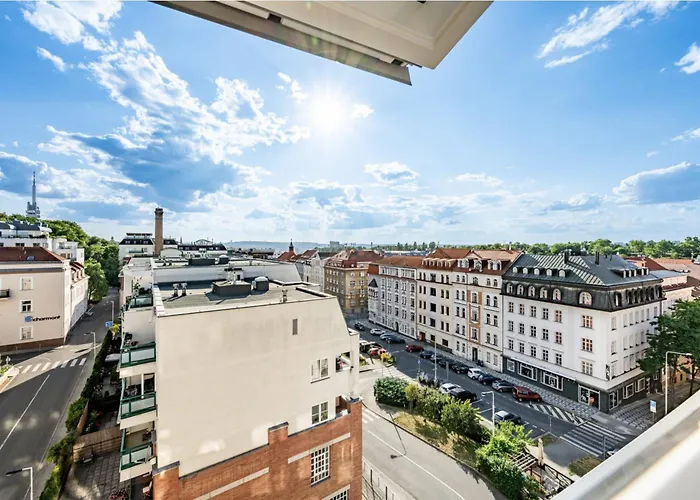 Stylish 3-room Flat Views *
